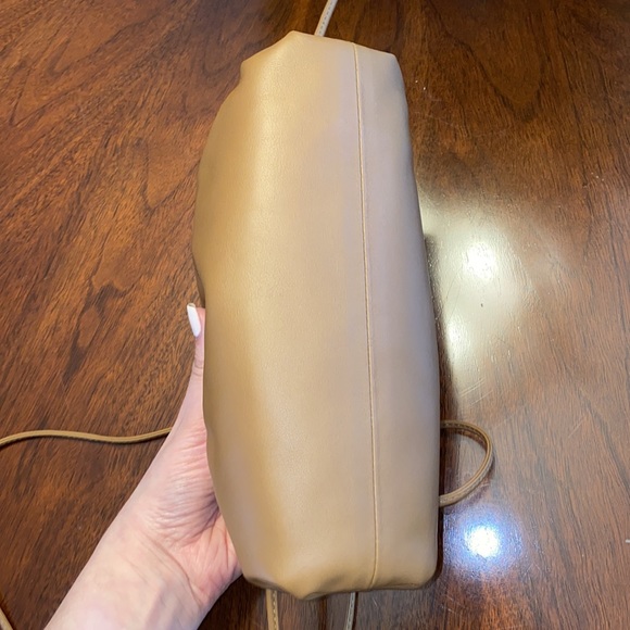 Mini Bottega Veneta Pouch Caramello - Picture 7 of 11